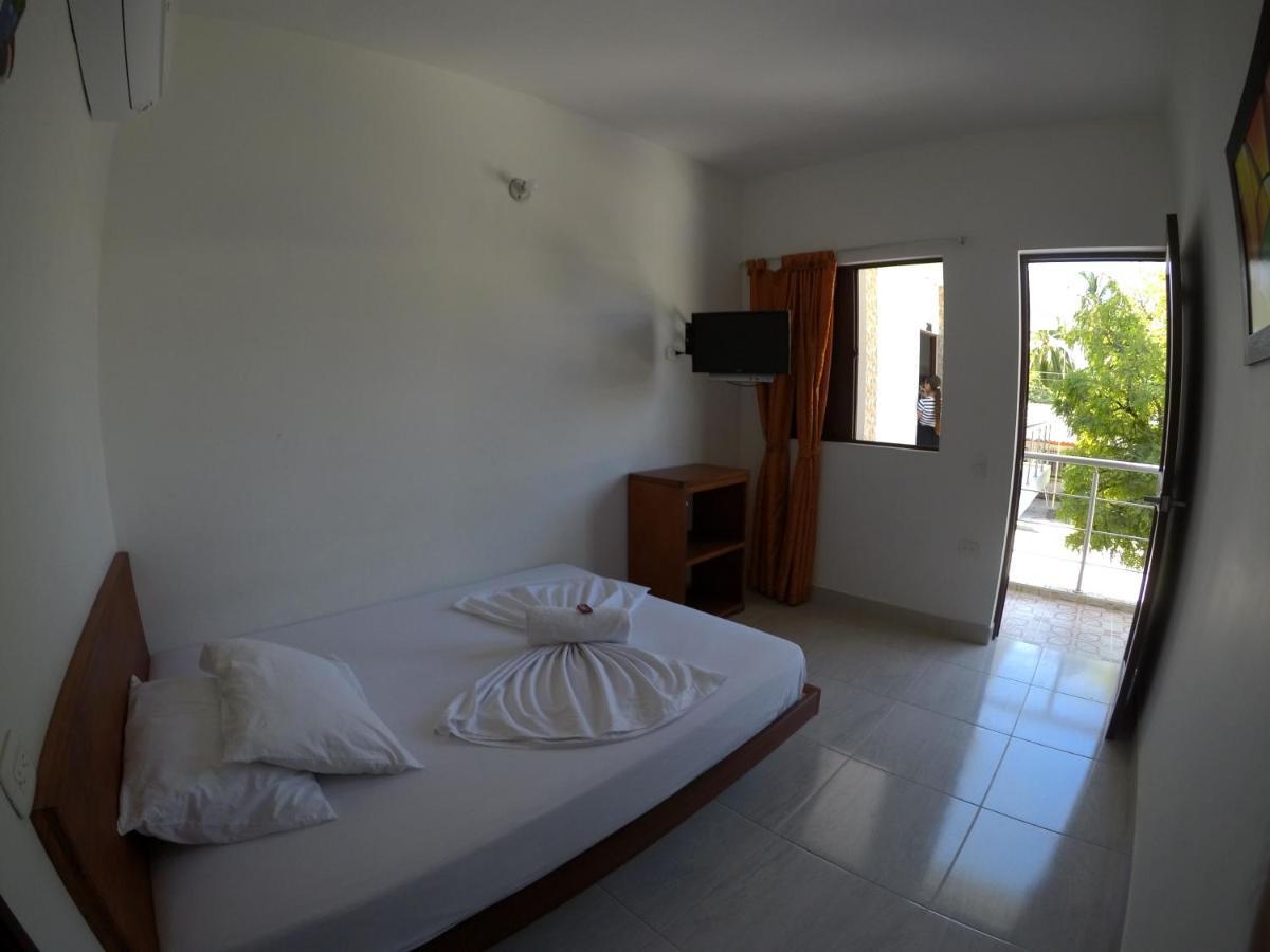 פוארטו טריונפו Hotel Paraiso Plaza מראה חיצוני תמונה