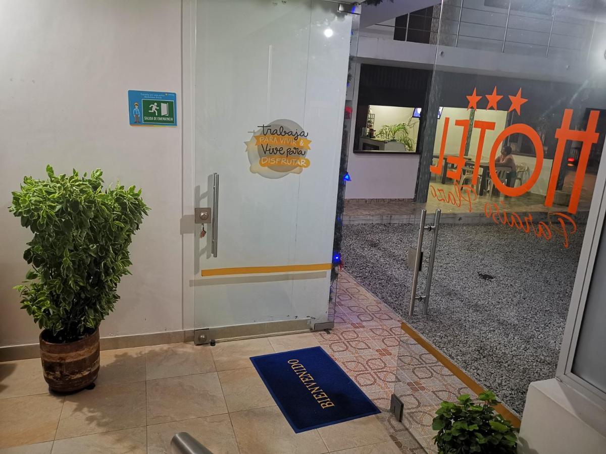 פוארטו טריונפו Hotel Paraiso Plaza מראה חיצוני תמונה